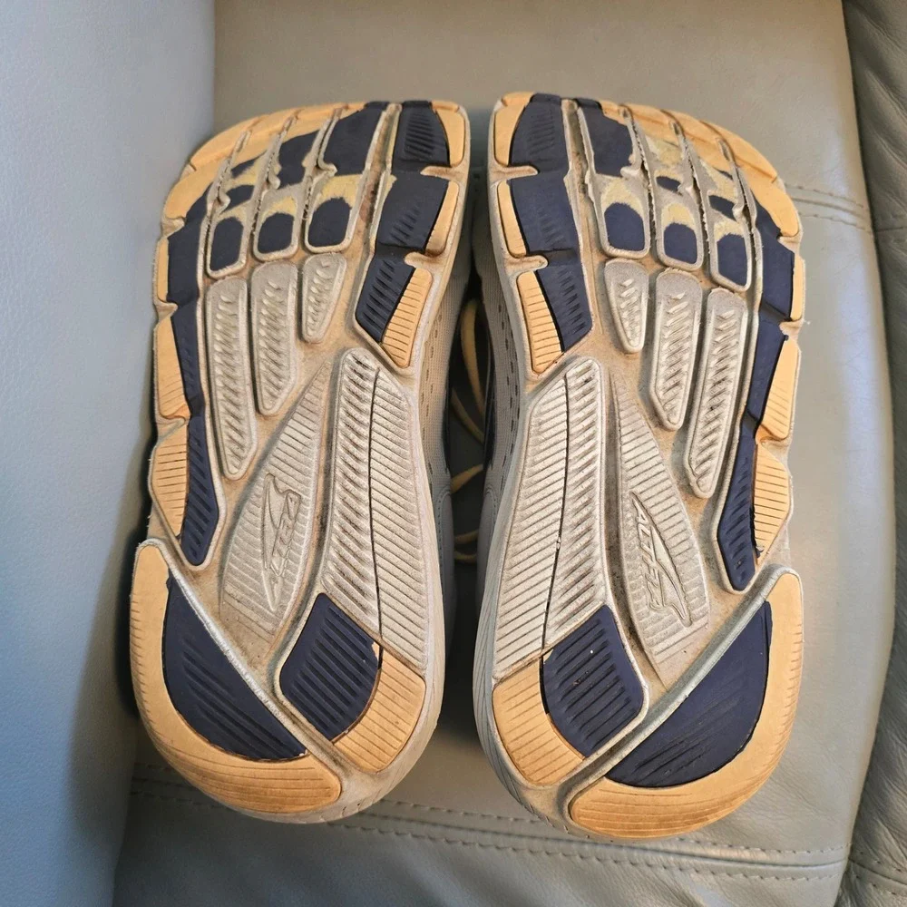 Altra Via Olympus Women's Size 9.5 Running‎ Shoes Gray Blue Sneakers ALOA82CR224